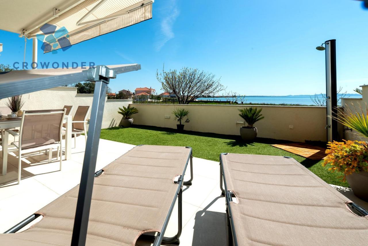 Beachfront Reiterer Villa V2 With Seaview 30 Meters From The Beach - Crowonder Luxury Rent Privlaka  Exterior foto